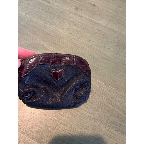 Small Black Leather Heart Coin Purse With Crocodile Embossed Trim & Zipper Closu - Picture 3 of 8